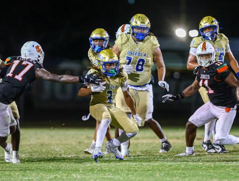 Slotback Alijah Jenkins (3) is one of a number of recently dinged-up Osceola Kowboys who should be back for Friday's Class 6A playoff opener against Plant City Durant. (Photo/Taylor McFee)