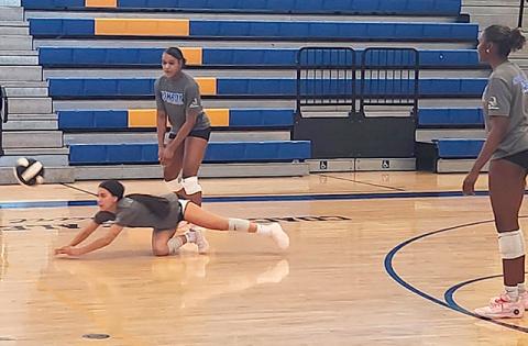 The Osceola High volleyball team practices this week ahead of the Class 7A state tournament. The Kowboys play Tampa Plant in a Thursday 4 p.m. semifinal at Polk State College. (Photo/Ken Jackson)