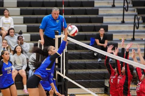 Osceola (in blue) and Gateway (red) are the top two seeds in the FHSAA Region 5A-2 volleyball tournament and will host first-round matches Wednesday. (Photo/Taylor McFee)