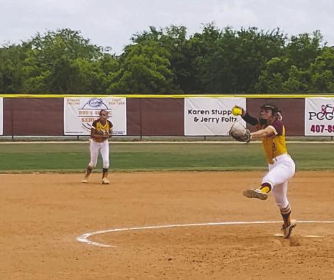Addison Felblinger retired the last 10 hitters she faced but was on the losing end of a 3-2 decision Saturday afternoon to top 10 ranked Centennaial as the Bulldogs’ lead-in to the loaded, competitive Roger Jones Klassic. PHOTO/J. DANIEL PEARSON